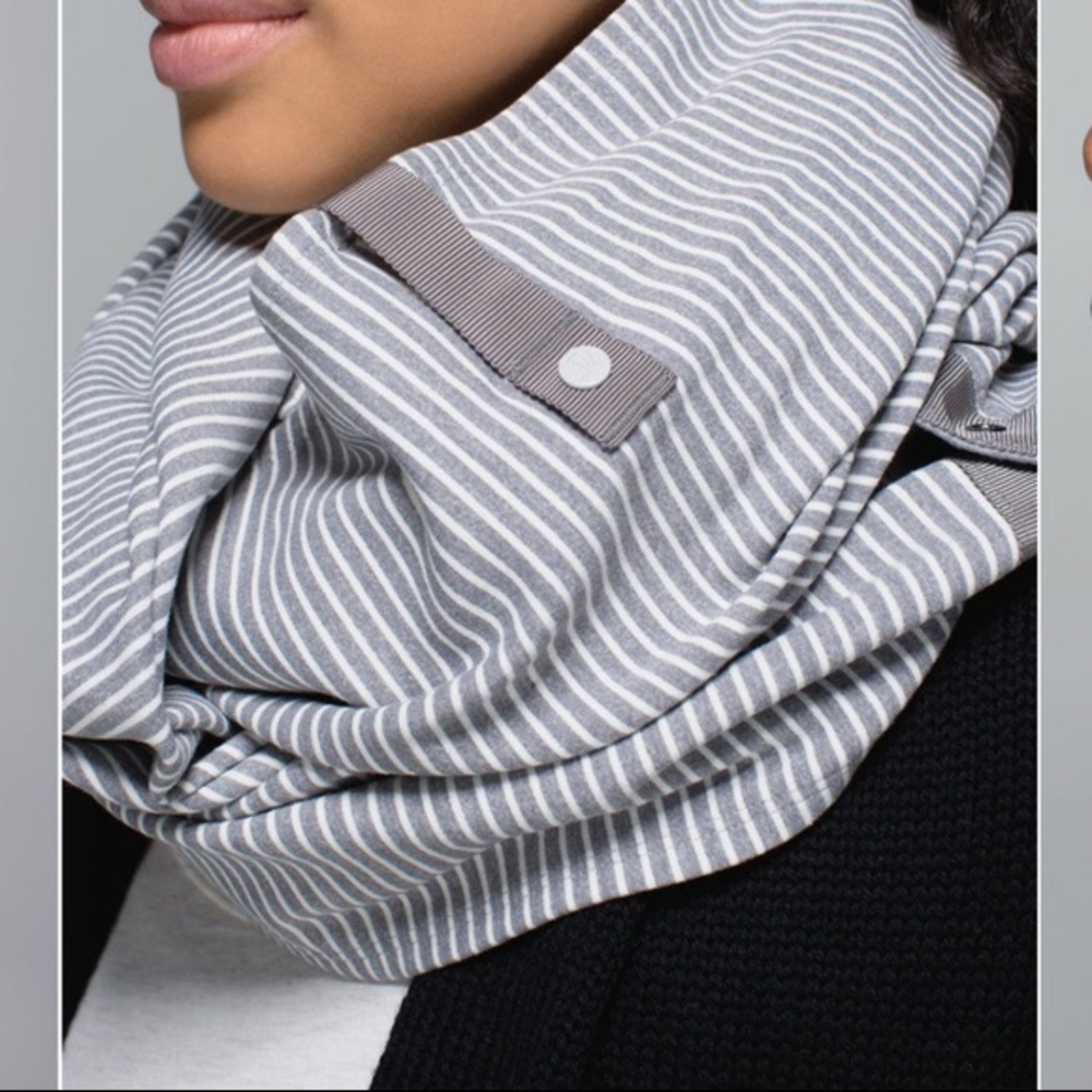 Lululemon scarf